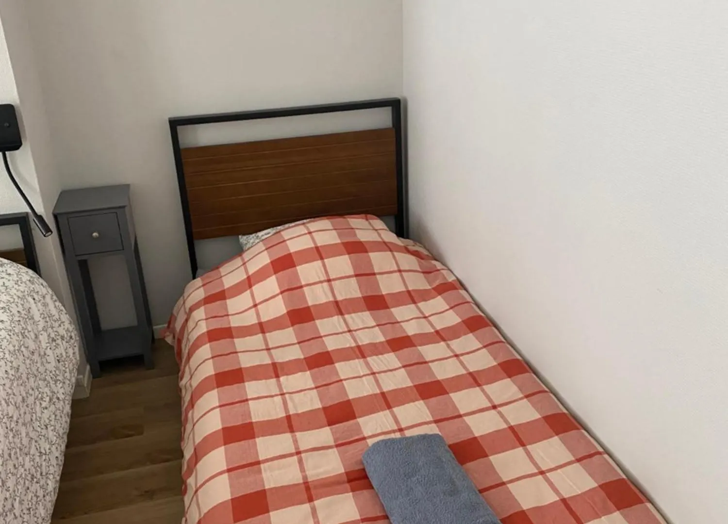Apartamento Central & Standing Germes, Traversant Avec Parking - Lits 180 King Size Et 160 Queen Size - Linge De Lit Et De Toilette Inclus Bagnères-de-Luchon