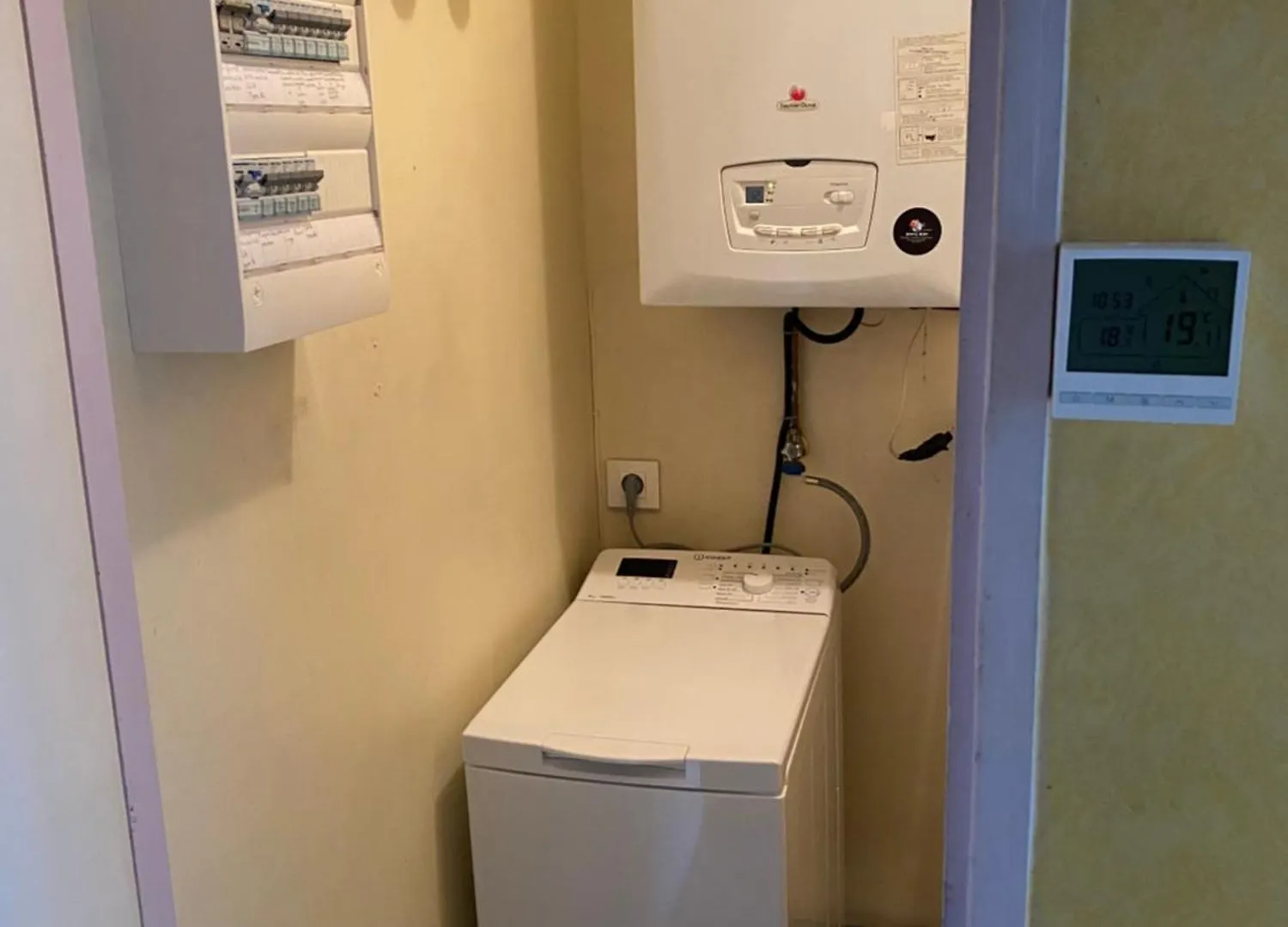 Central & Standing Germes, Traversant Avec Parking - Lits 180 King Size Et 160 Queen Size - Linge De Lit Et De Toilette Inclus Bagnères-de-Luchon